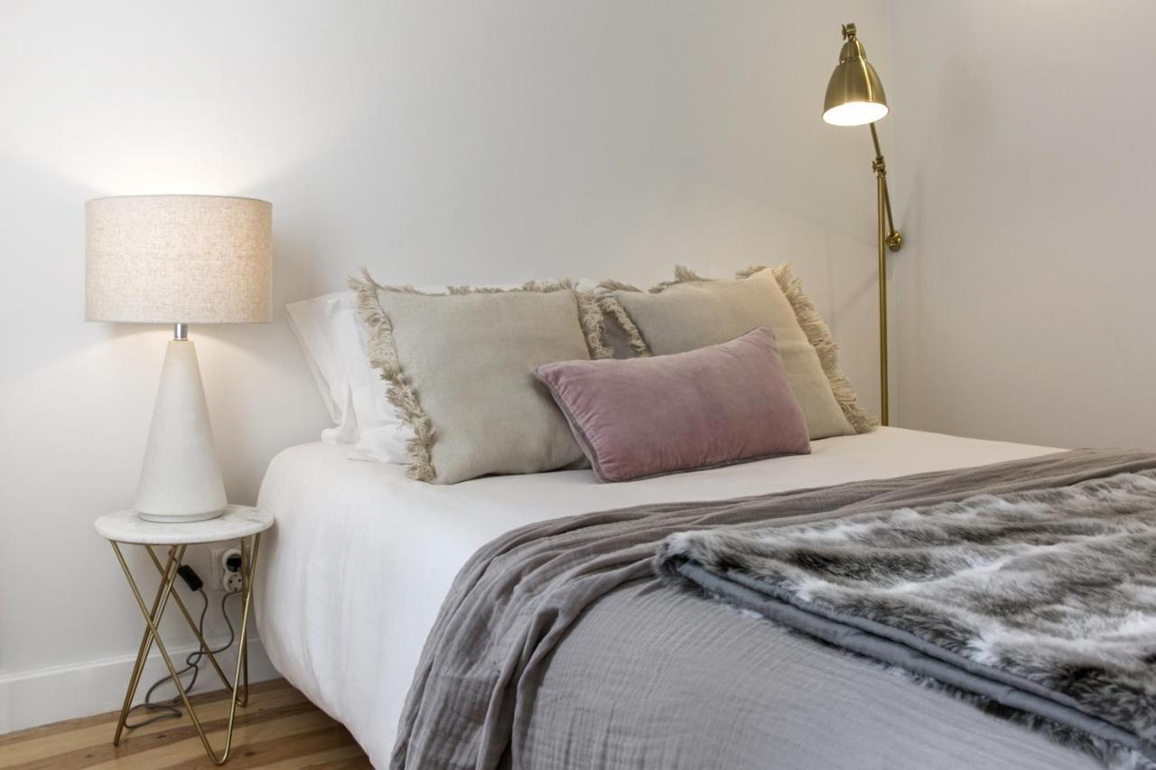 Romantic Nest For A Getaway At Downtown With Design Lisbon Exterior photo